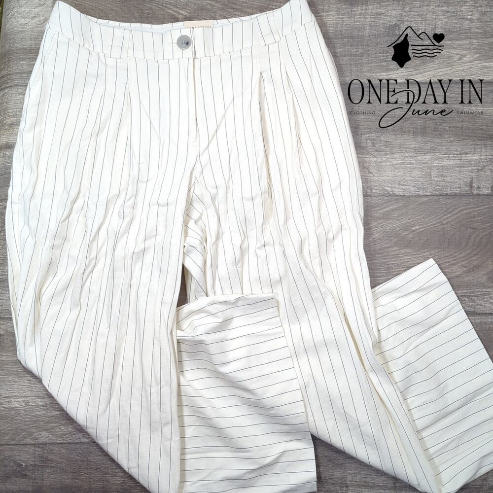 Lane Bryant Mid Rise Wide Leg Pants Size 16